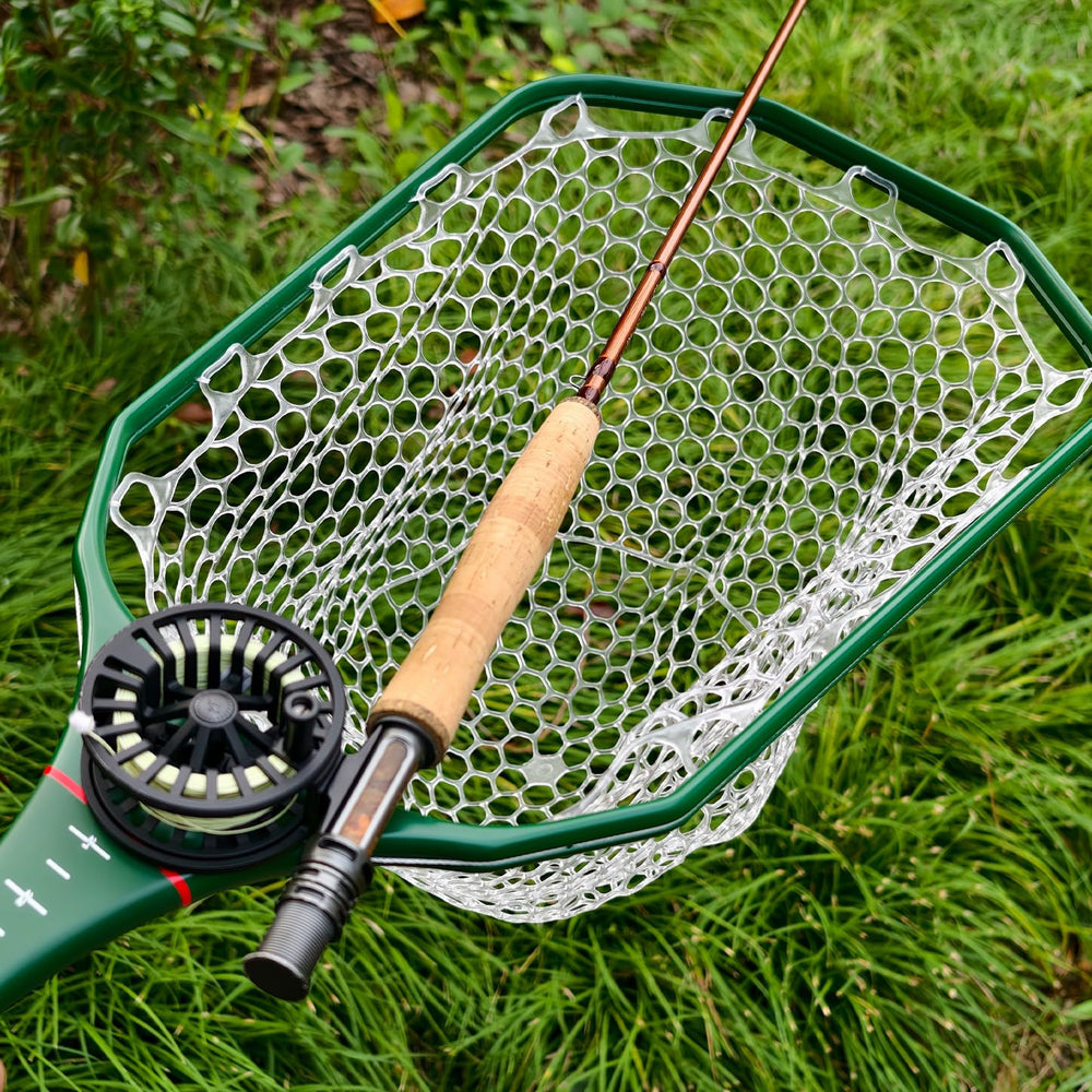 Aventik trout-landing-friendly net dimensions help land medium-sized fish with confidence.