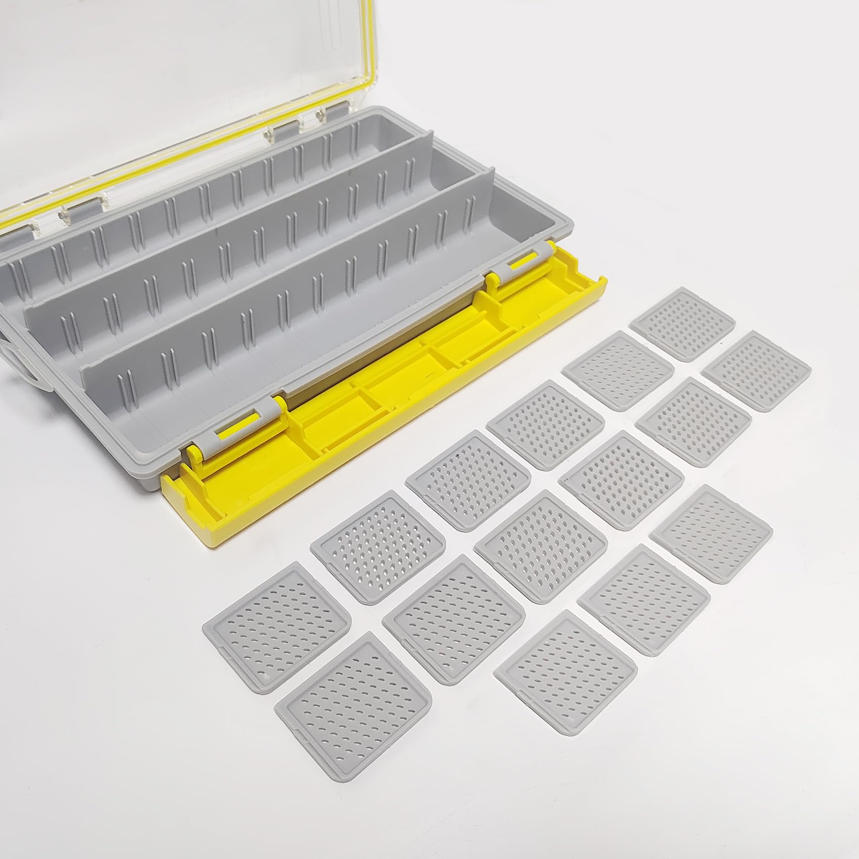 Close-up of the transparent lid for easy content viewing