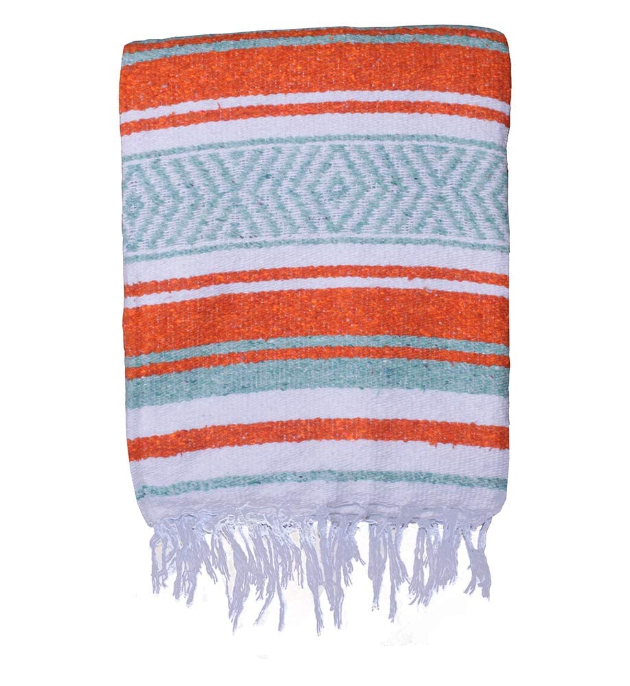 Great gift idea for travelers and outdoor enthusiasts