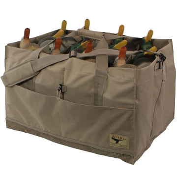 Avery 12-Slot Duck Decoy Bag compact design keeps decoys organized in the field
