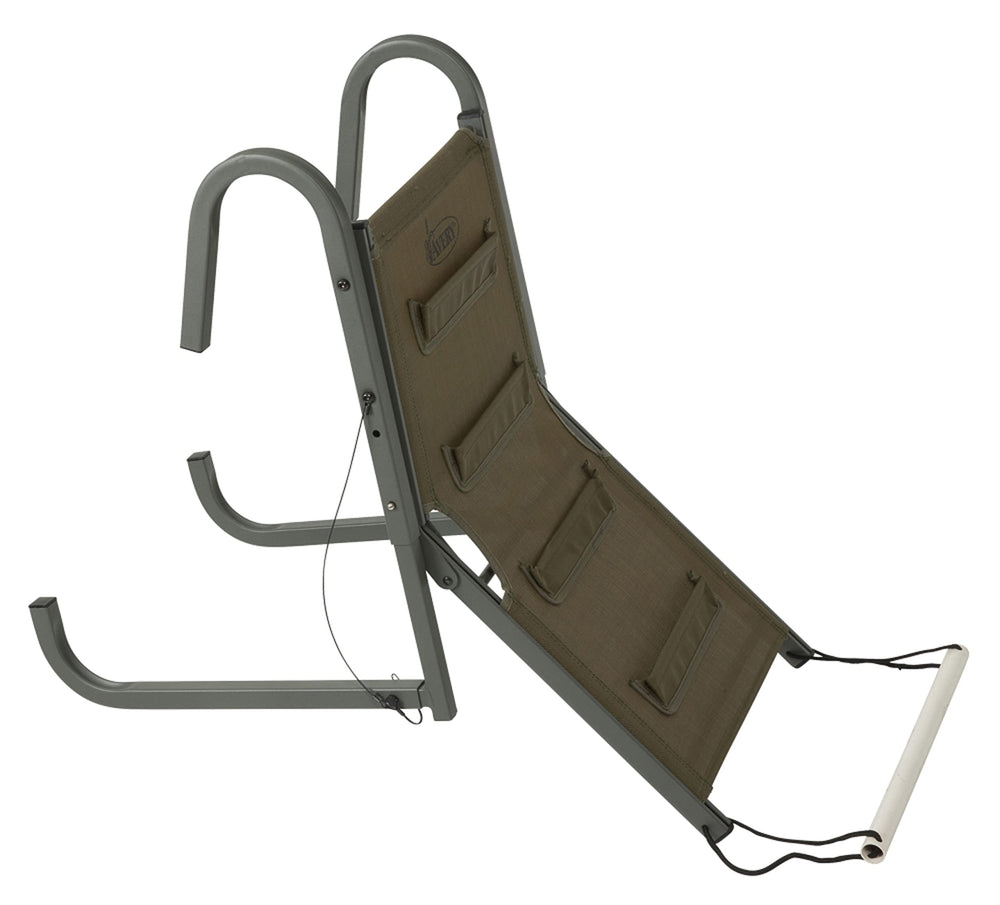 Avery Dog Ramp 90019 on a boat showing grip steps for safe pet boarding
