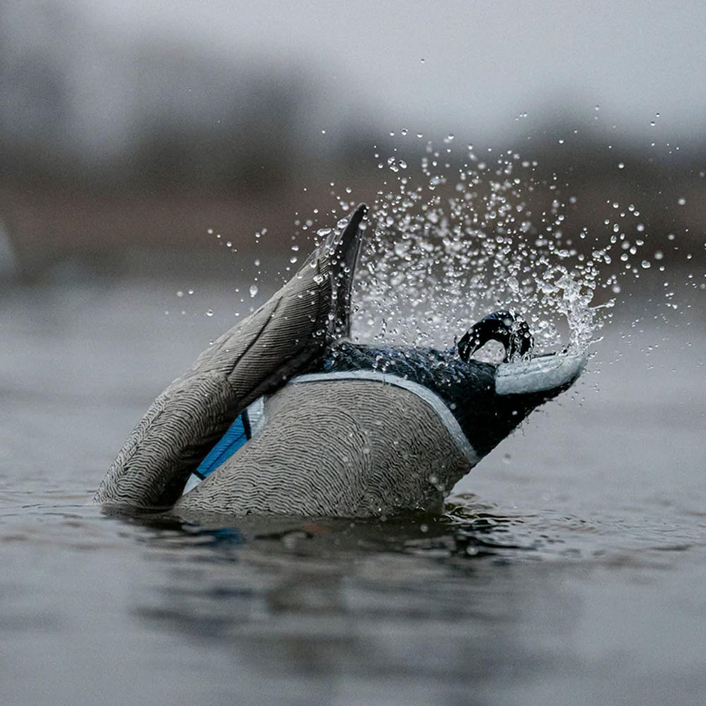 Avery GHG Finisher Spitter pro-grade realism enhances your decoy spread effectiveness.