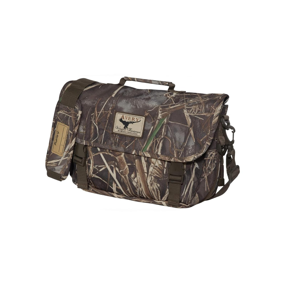 Avery Guides Bag expandable front pocket enables versatile gear organization in the field.