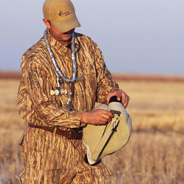 Avery hunting setup with fast-deploy weights enables quick field rigging