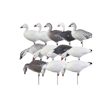 Avery Outdoors Pro-Grade Goose Decoy in snow finish enhances realistic flocking and high visibility.