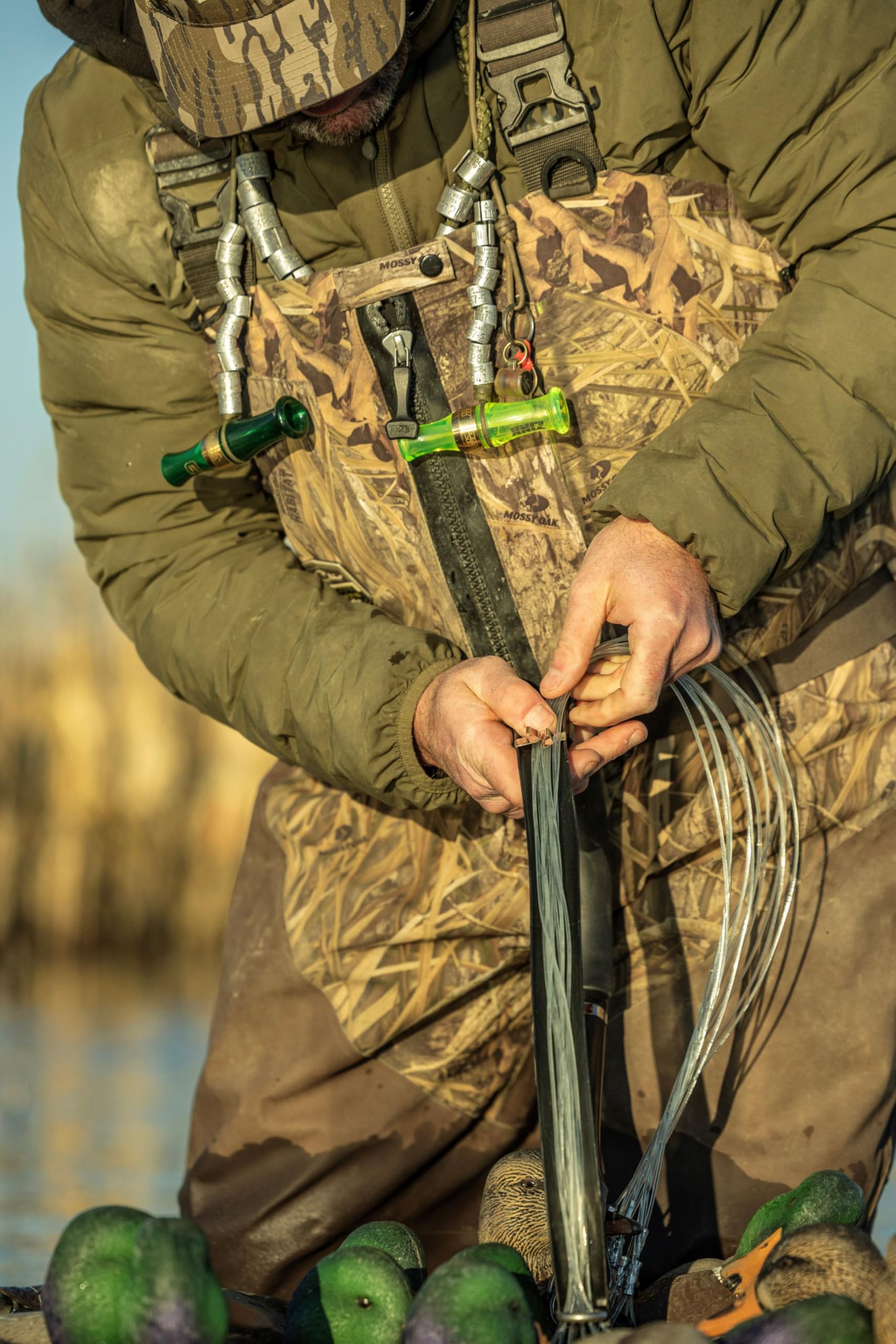 2-Way D-Ring on Avian-X anchor enables quick clipping.