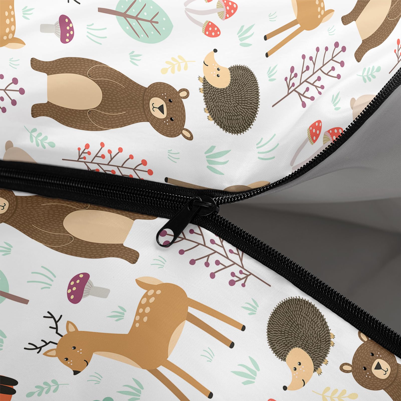 Axolotl sleeping bag inner material close-up emphasizes soft, skin-friendly comfort.