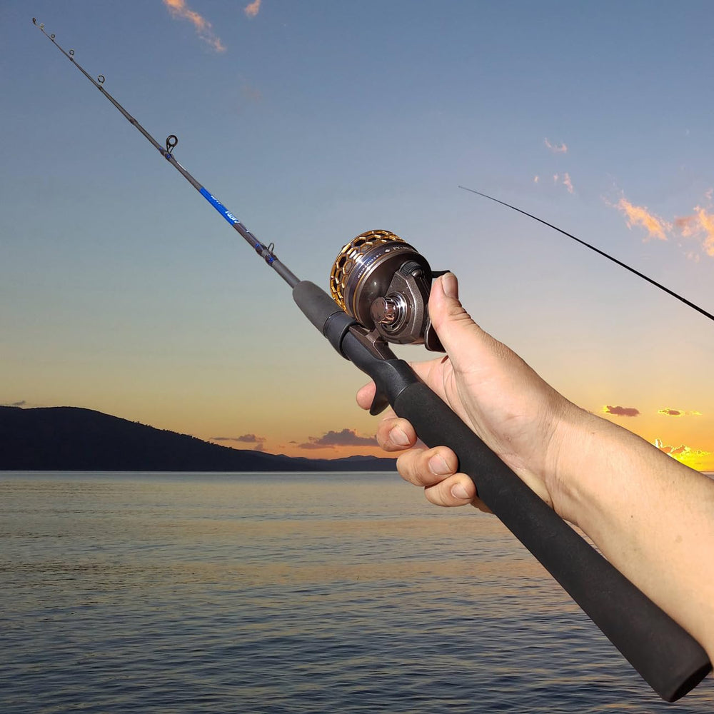 azevqos fy4000 spincast reel includes 45m 4x white braided line ready to fish.