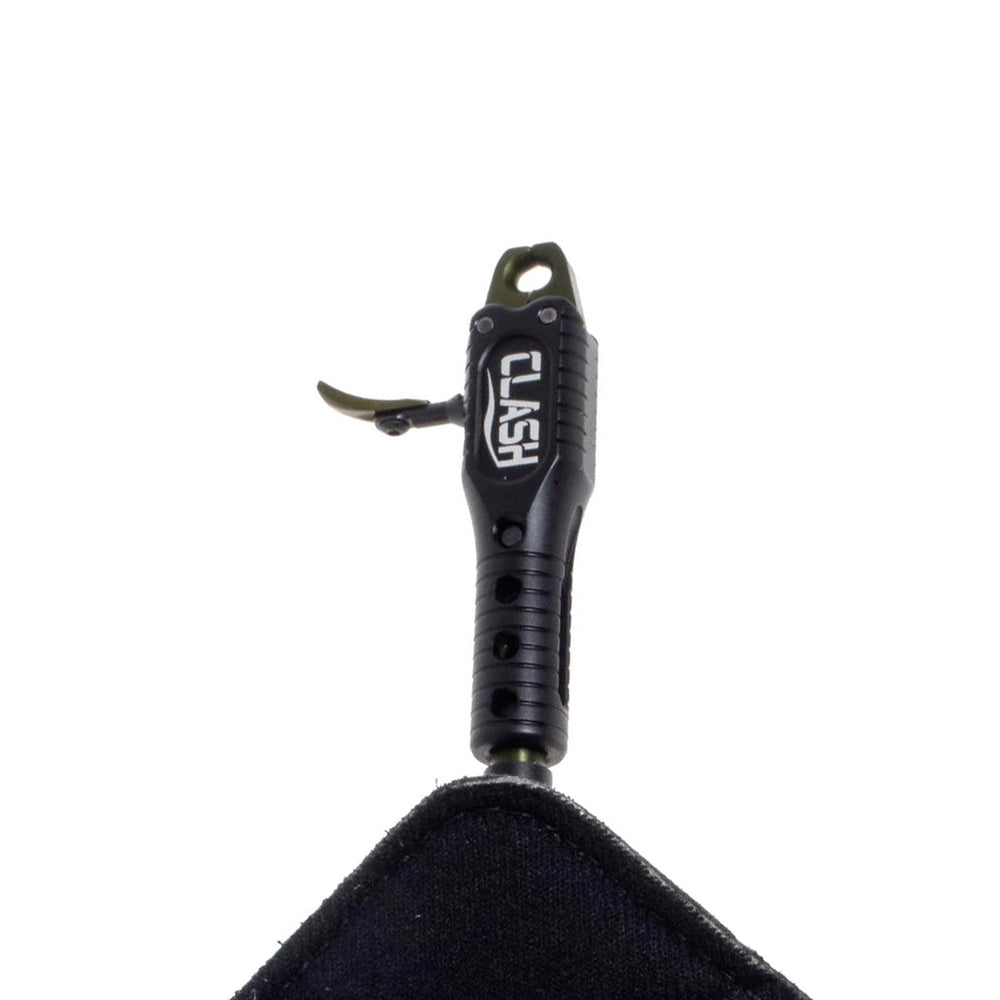B3 Archery Clash swivel stem connector lets you tailor fit and stance.