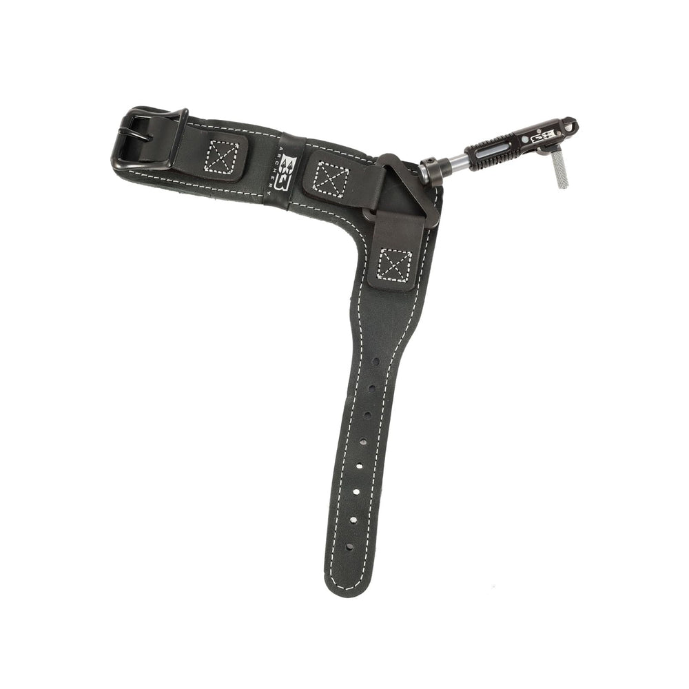 B3 Archery King roller-sear jaw enabling reliable trigger actions for repeatable shots.