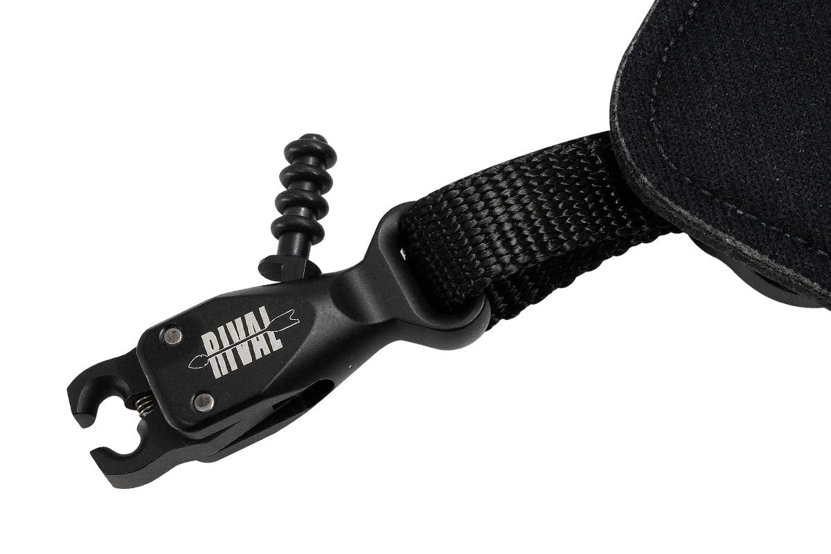 B3 Archery Rival flex connector system enables tailored fit for varying hand sizes.