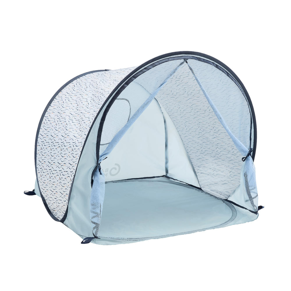 Babymoov anti-UV tent pop-up setup for quick shade on sunny days