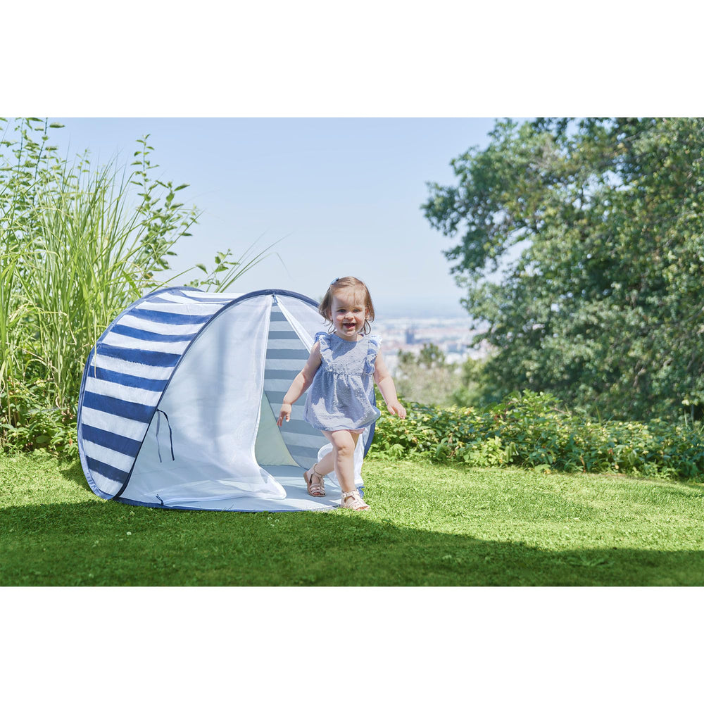 Babymoov anti-UV tent mosquito net with velcro keeps insects out.