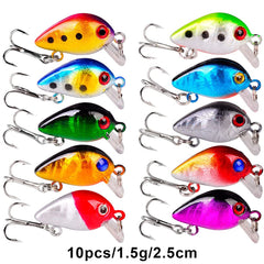 Baikalbass crankbait close-up shows strong hardware and sharp treble hooks.