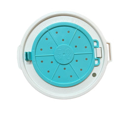 Vent opening on bait bucket lid for airflow