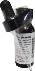 Glass dropper included with Baitmasters Anise Oil