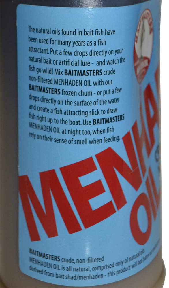 Dropping oil on natural bait to attract fish