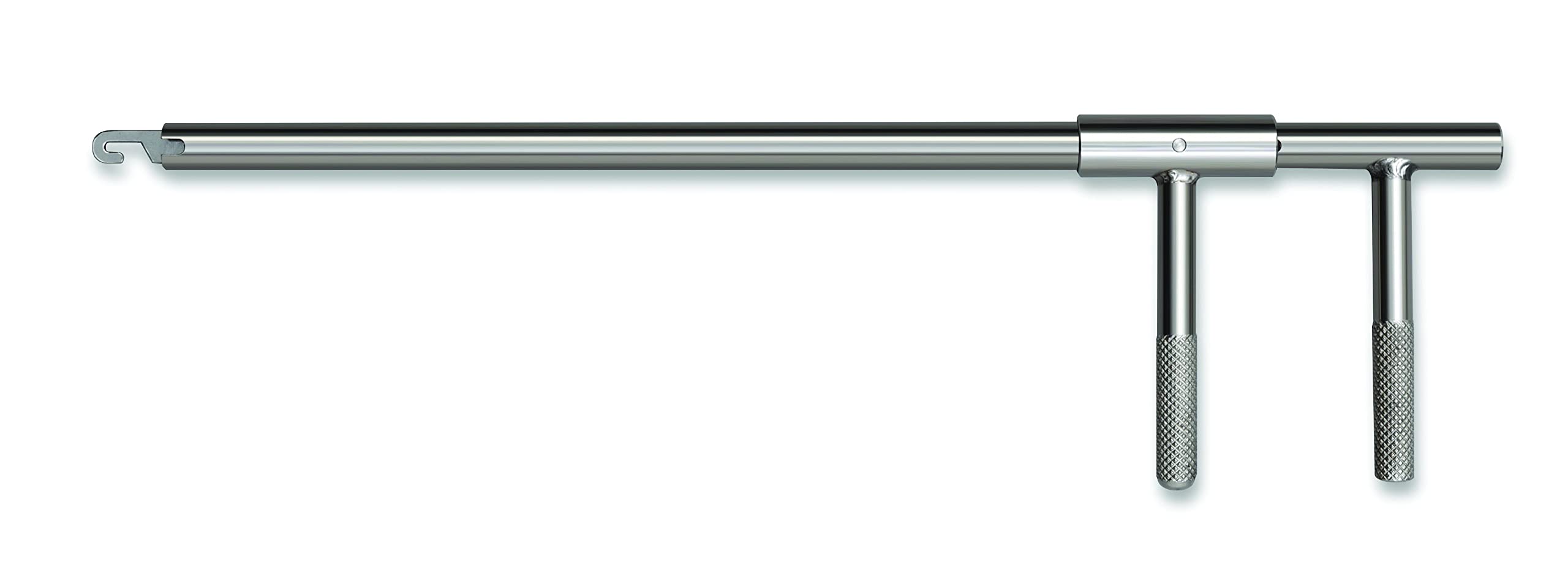 Close-up of HXSS angle cut tip for quicker, cleaner hook removal