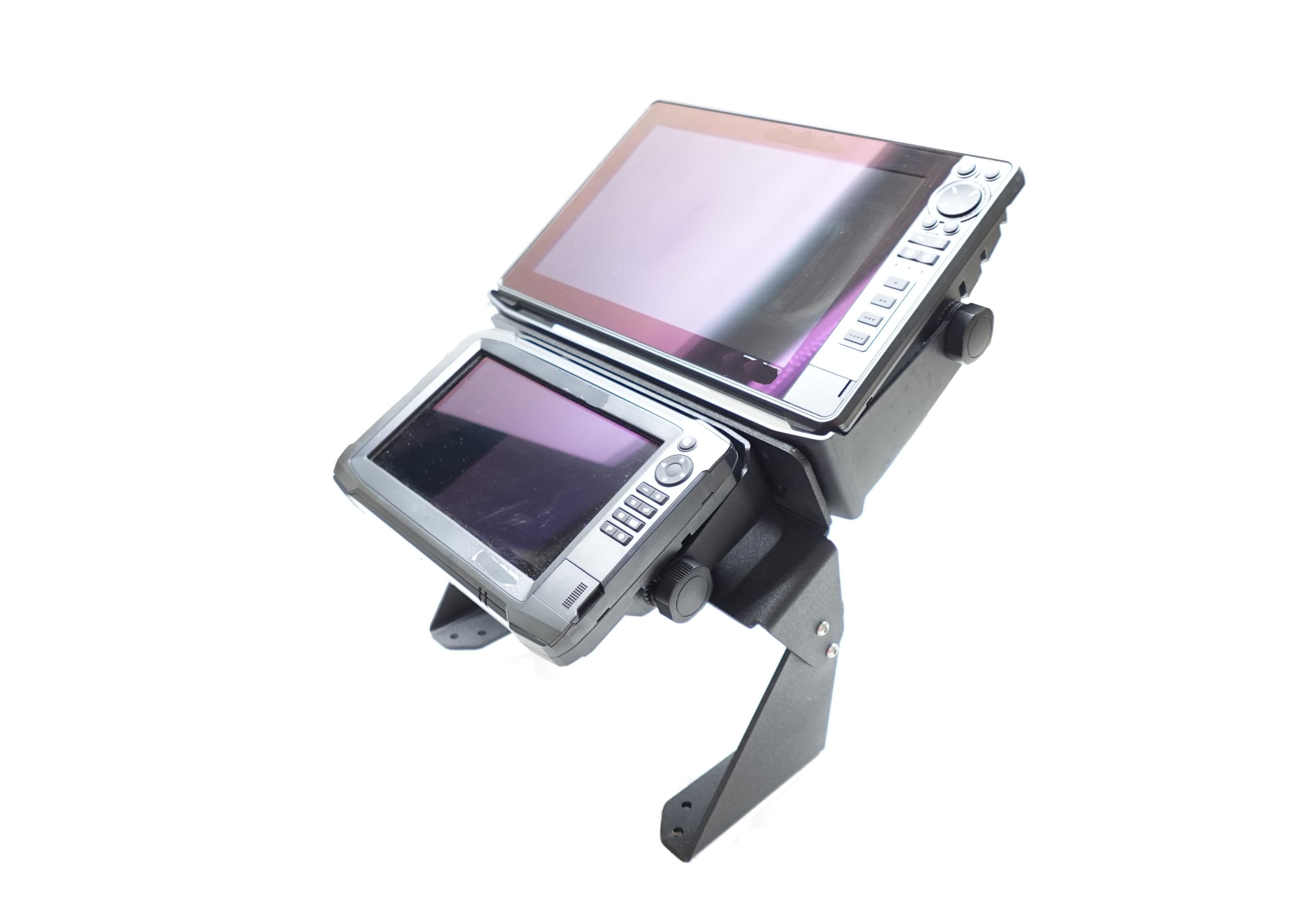 Baldwin Iron Works Universal Dual Graph Mount enables flexible installation in tight spaces.