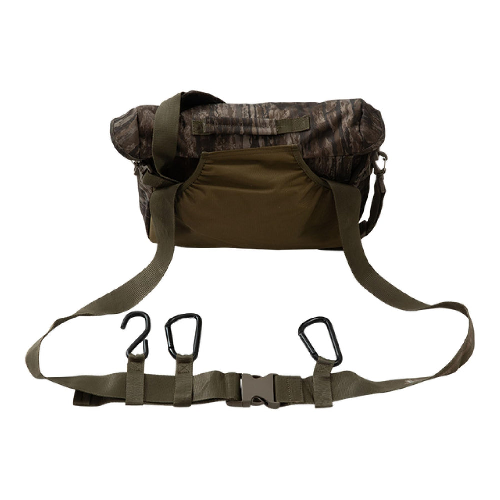 Banded Tree Bag Timber Strap includes quick-buckle storm flap for weather protection