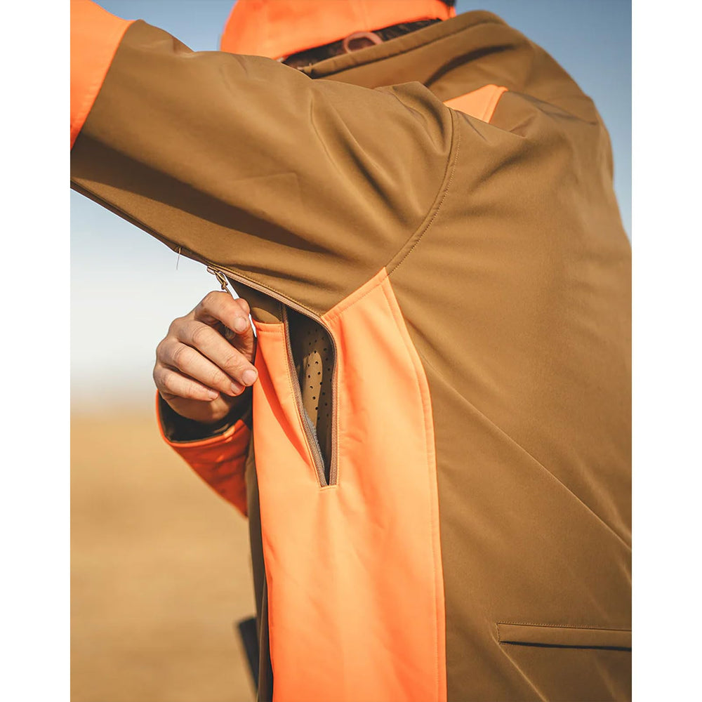 Banded Windguard Mock collar, extra protection against chilly gusts