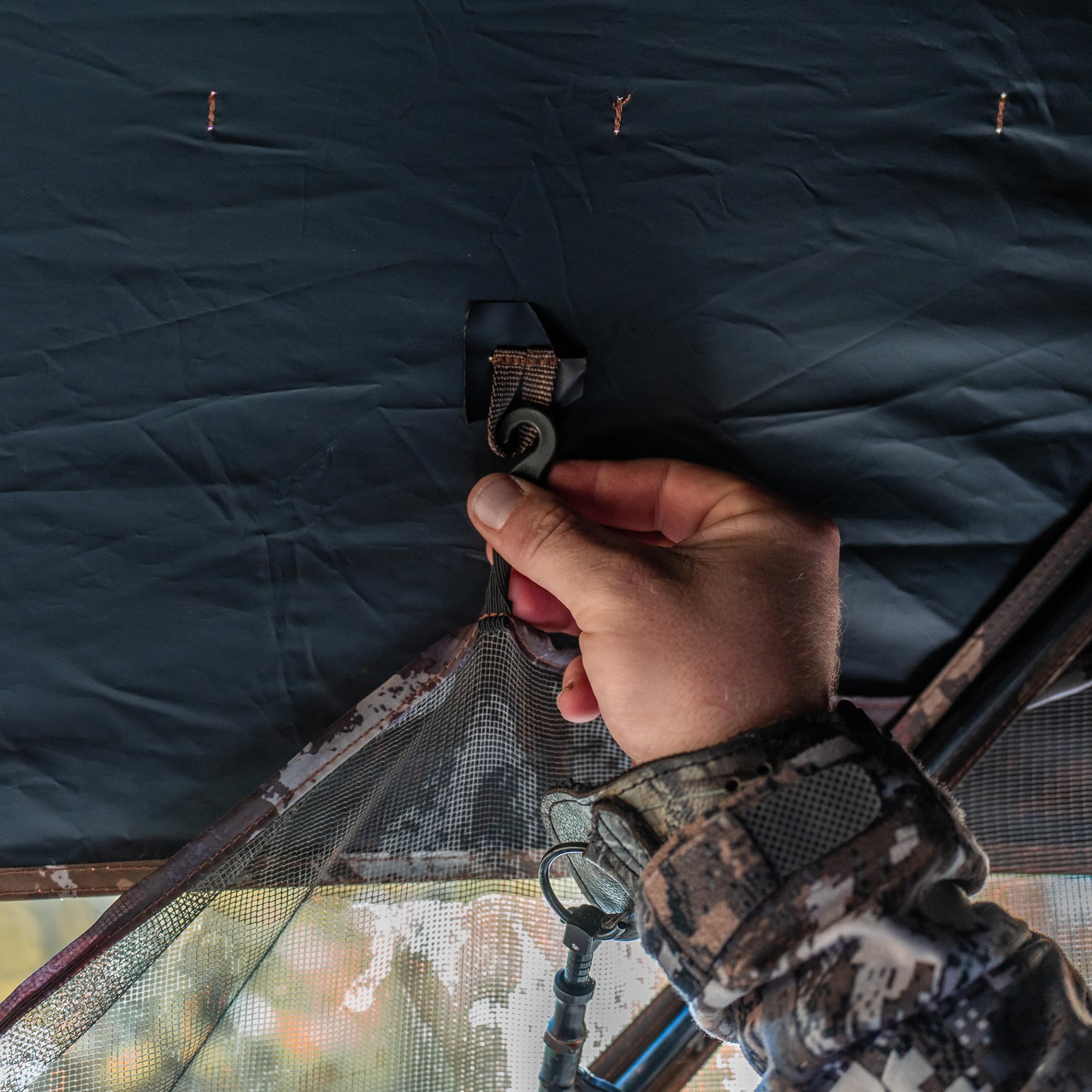 Barronett Ace 250 large 75x75 inch shooting space inside