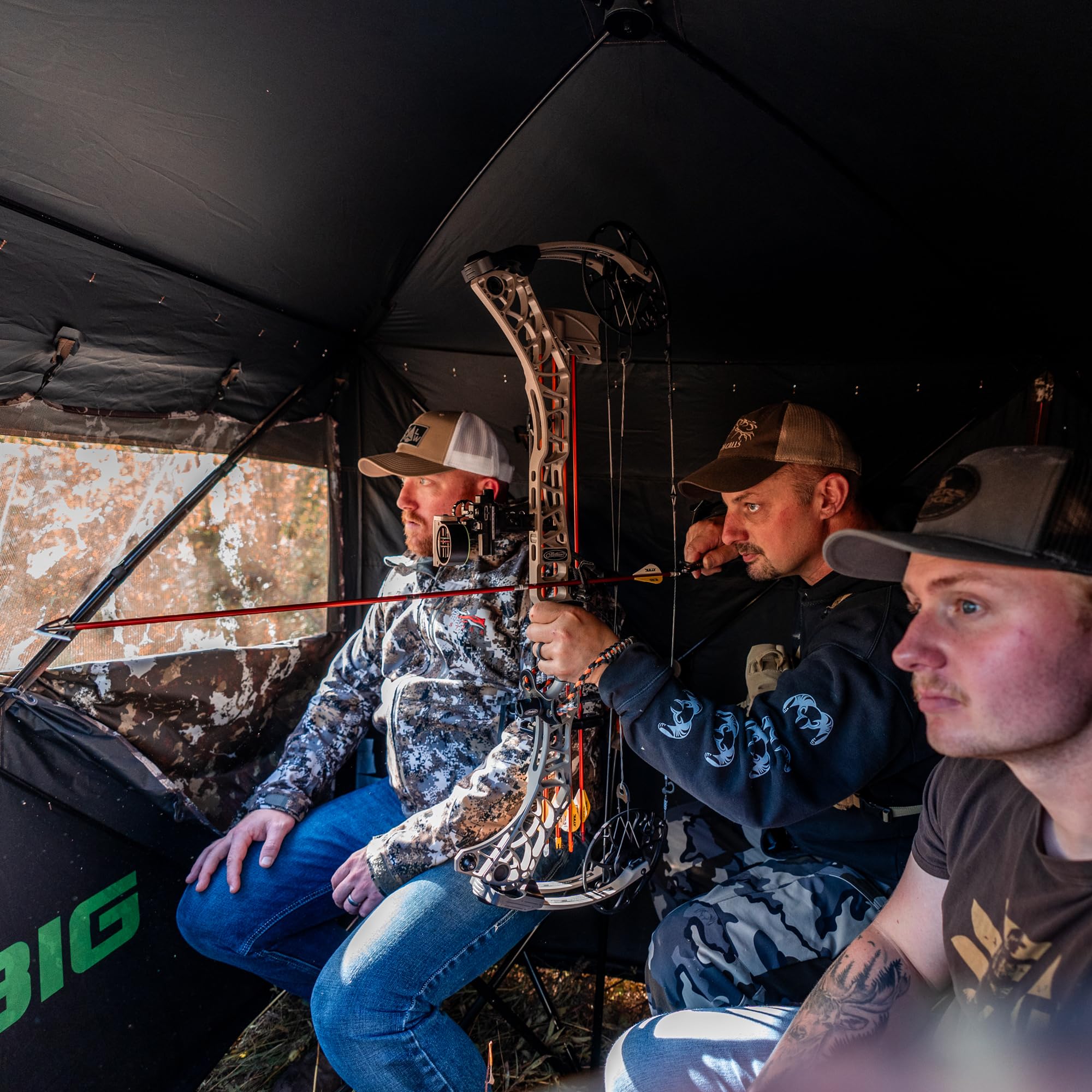 Weight of 14 pounds for portable Ace 250 blind
