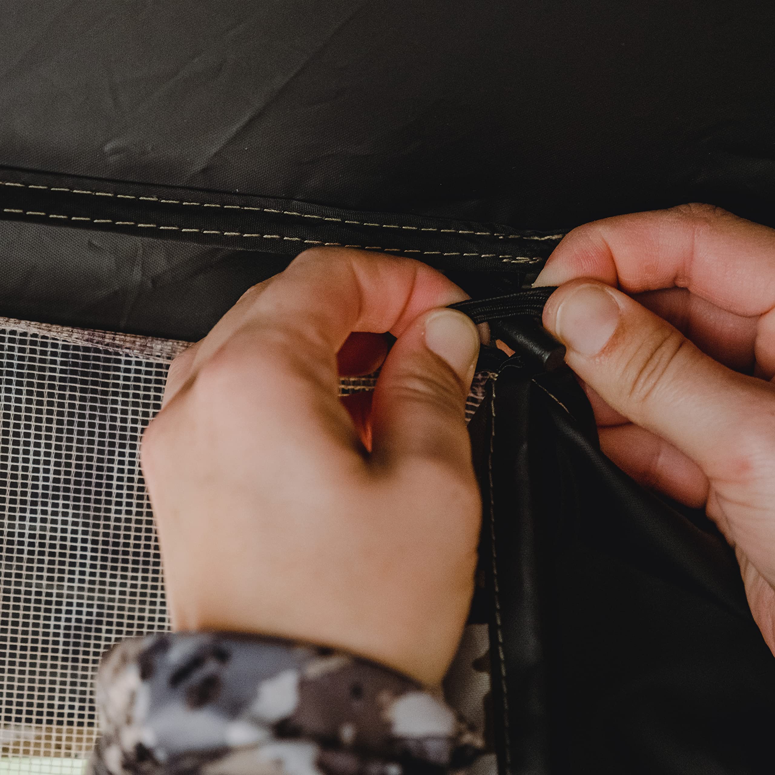 Barronett Blinds Big Mike carry bag for easy transport