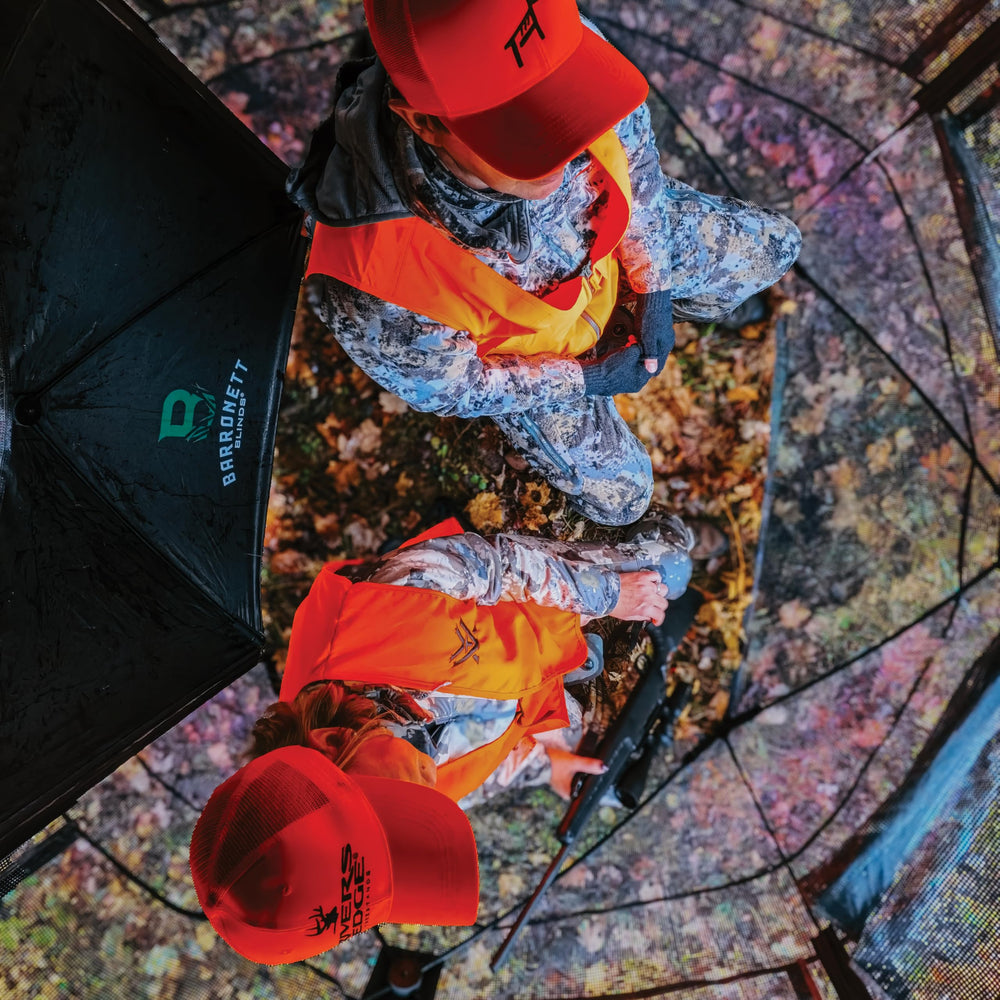 Barronett Blinds Insight includes carry bag, stakes, and tie-downs
