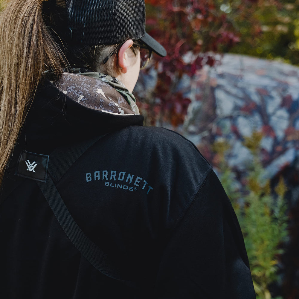Barronett Blinds Prowler 350 ground stakes and ropes with secure anchoring