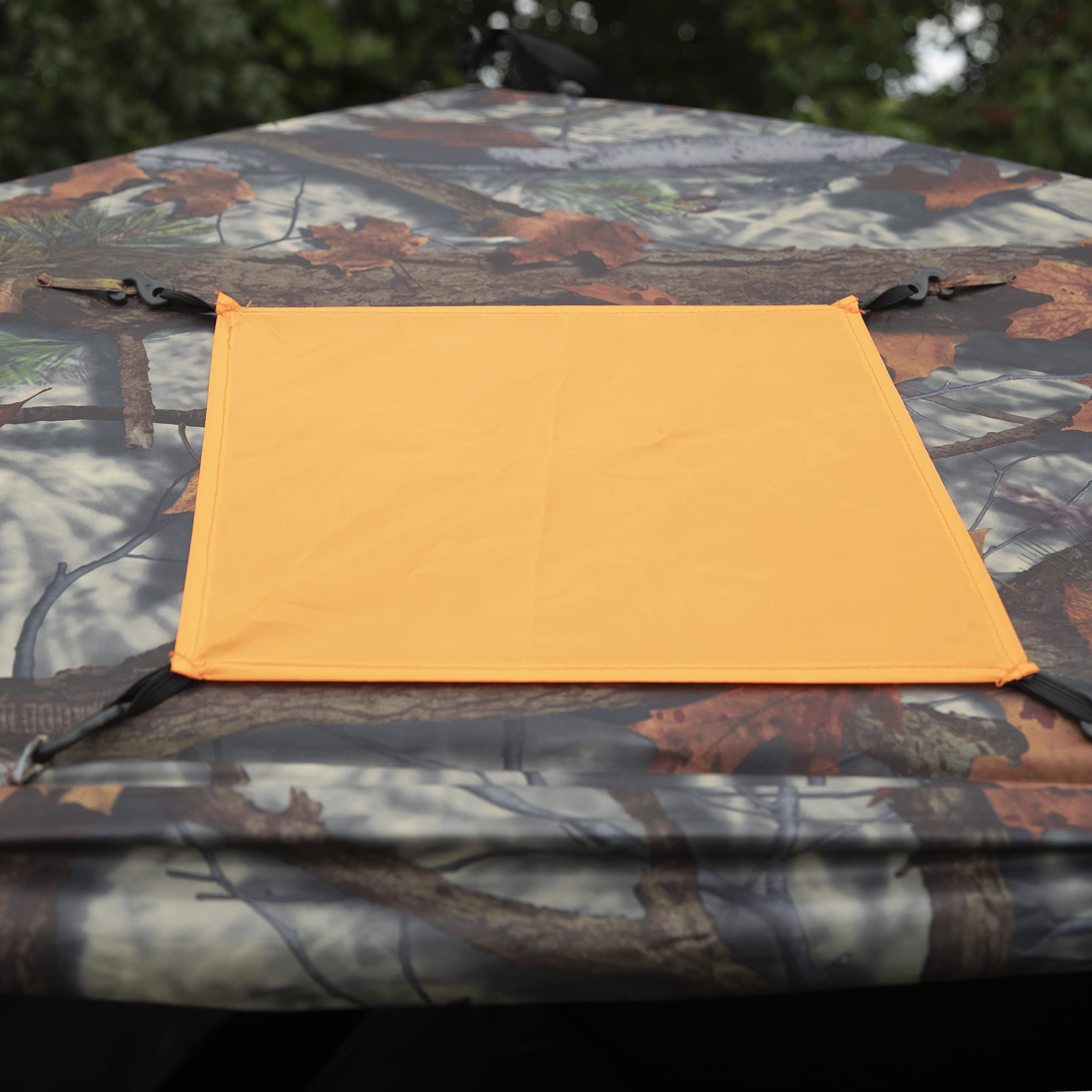 Barronett Blinds Tag Out Hub carry bag for easy transport.