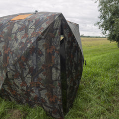 Barronett Blinds Tag Out Hub spacious interior remains lightweight.