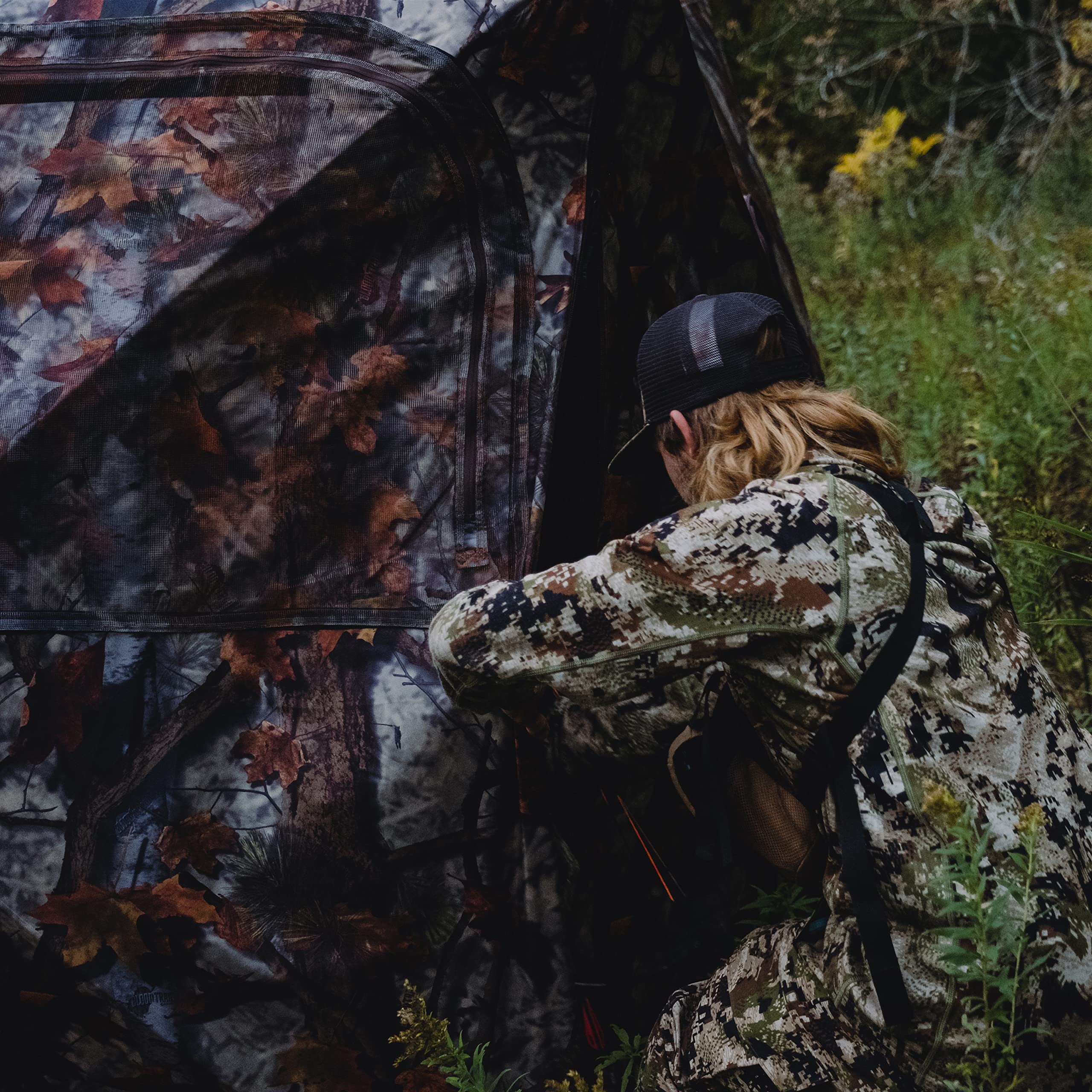 Barronett Grounder 350 durable 150D fabric supports rugged field use.