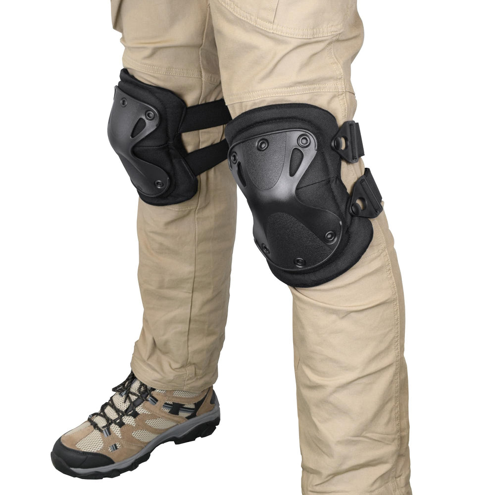Barska Loaded Gear CX-400 knee pad providing sturdy knee protection