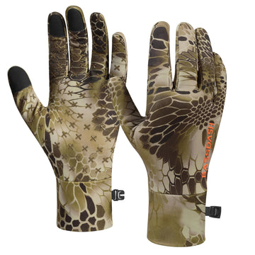 BASSDASH HG07 fleece liner camo gloves front view for snug warmth.