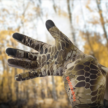 BASSDASH HG07 breathable liner can be worn solo or under shell gloves for layering.