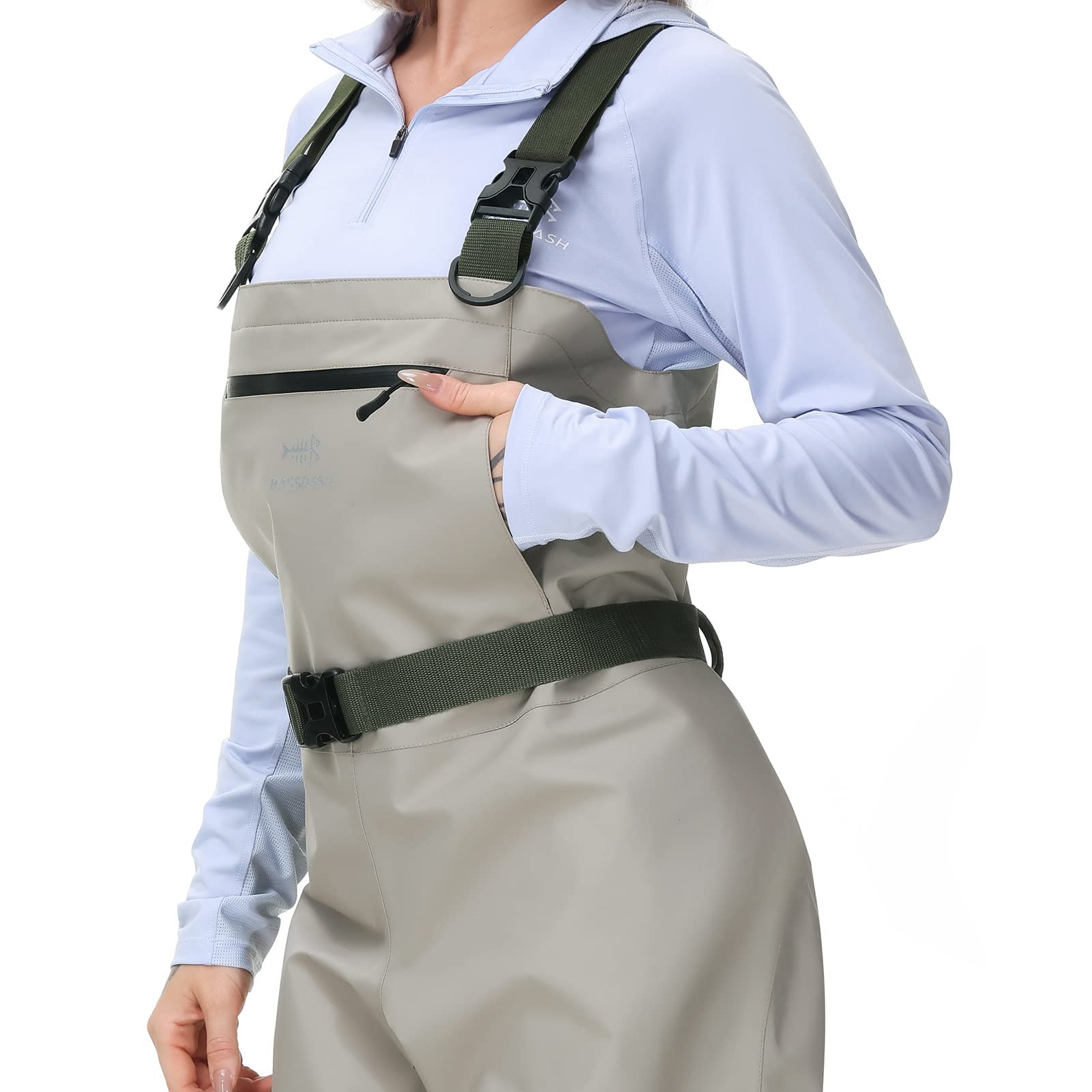 BASSDASH Immerse waders reach-through hand warmer pocket for added warmth.