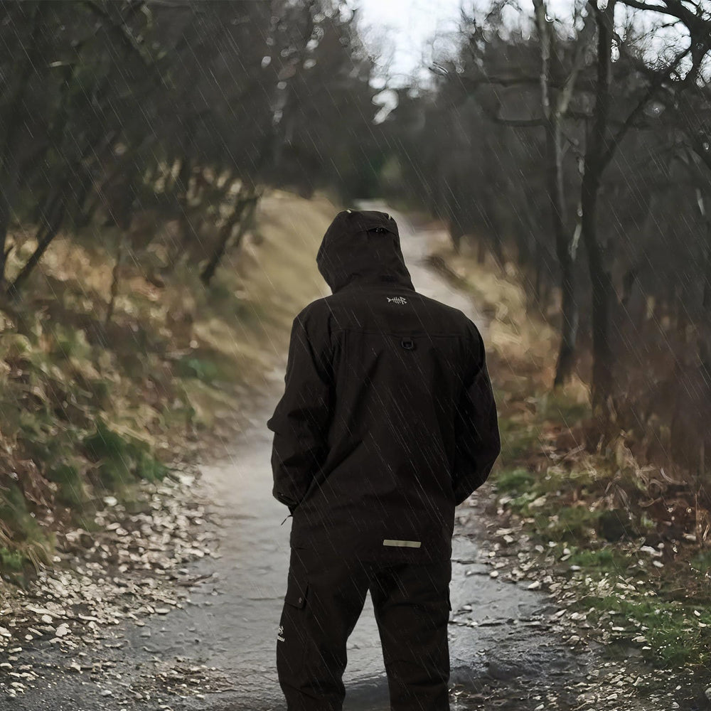 BASSDASH Walker pants silent outer fabric demonstrates stealth-friendly hunting gear.