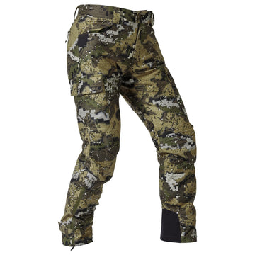 BASSDASH Walker pants waterproof breathable fabric keeps you dry during long hunts.