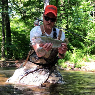BASSDASH waterproof zipper pockets waders for secure gear on wet outings.