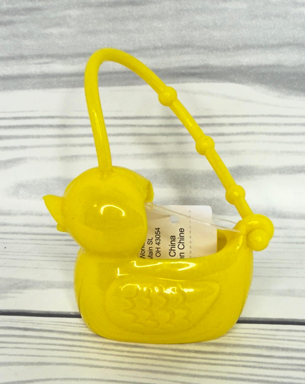 Bath & Body Works PocketBac sanitizer holder clip attaches securely to bags.