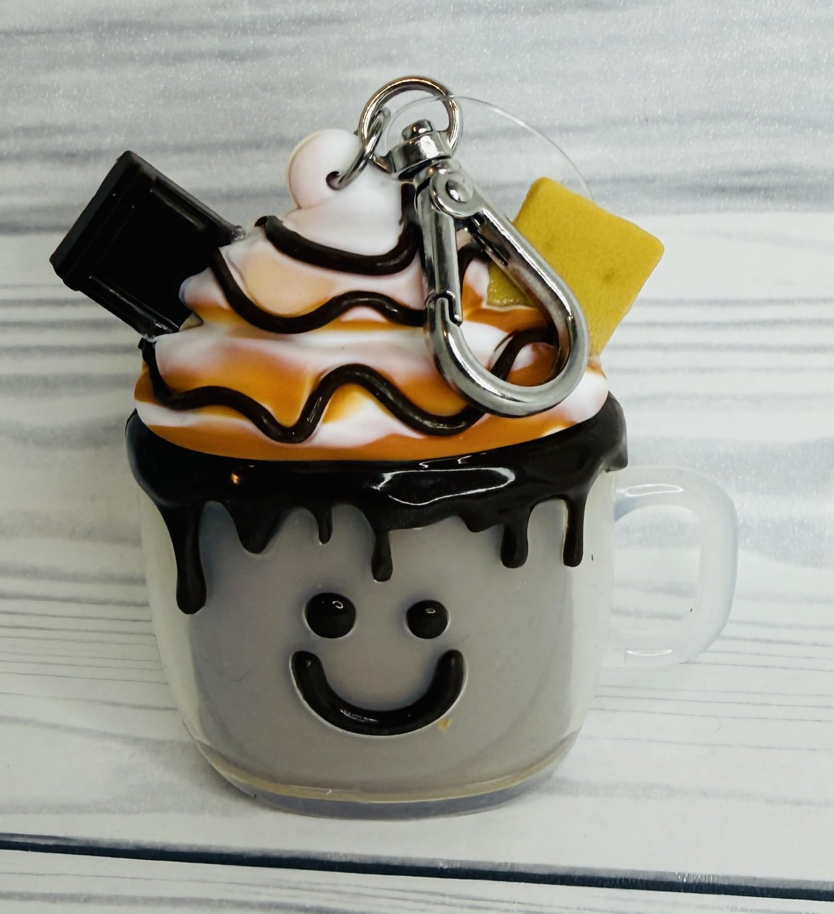 Bath & Body Works S'mores Latté PocketBac holder clip attached for bag security