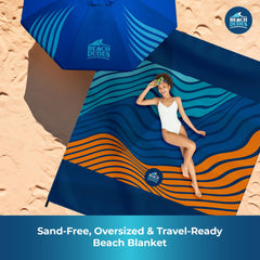 Beach Dudes Blue Waves blanket waterproof close-up, protects against damp grass.