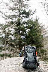 Bear Grylls 45L hydration bladder inside-pack with 2L reservoir for on-the-go hydration.