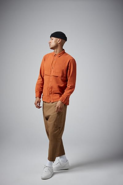 Beechfield B43R light grey side profile showcasing versatile unisex fit
