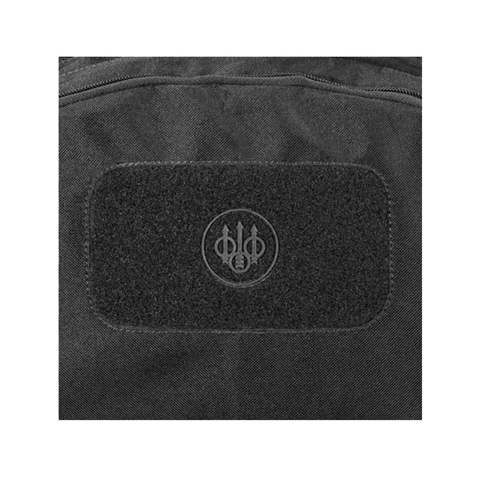 Beretta 38L range bag durable-fabric emphasizes 600-denier resilience against wear.