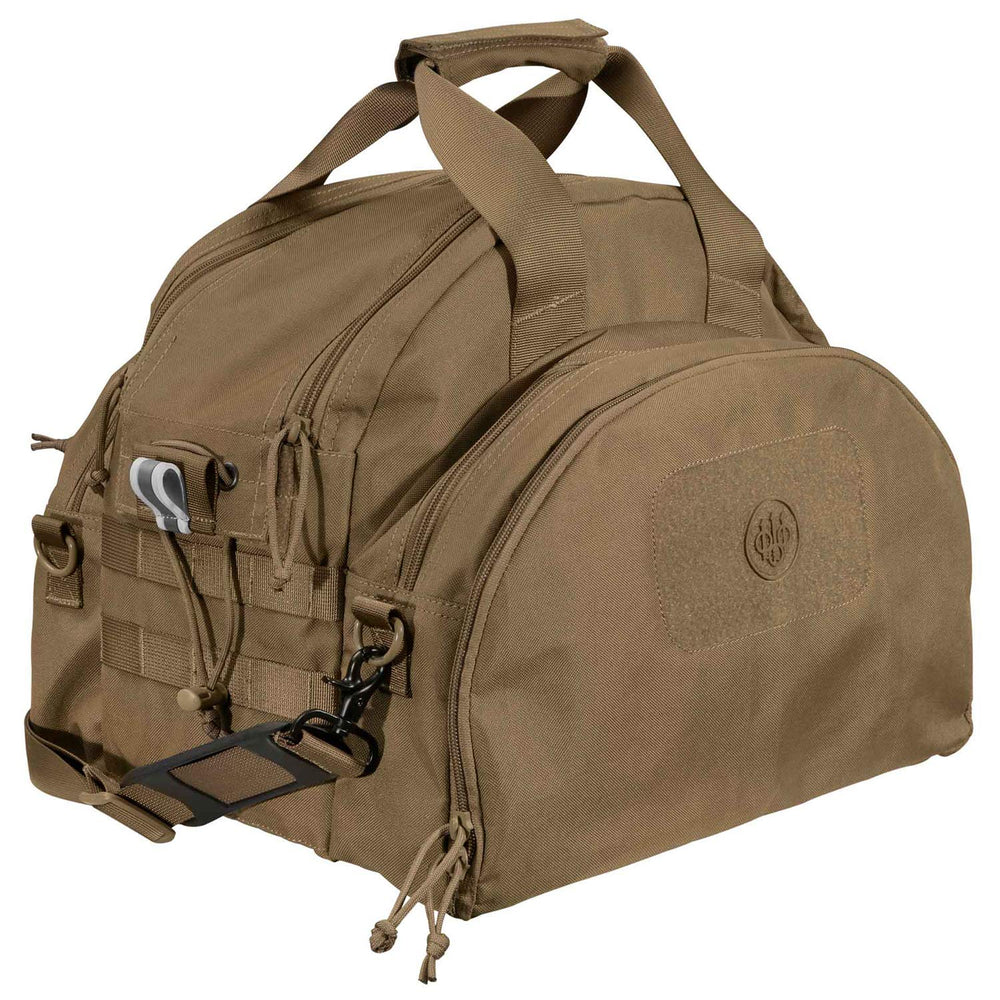 Beretta 38L range bag capacity highlight for full shooting kit transport.