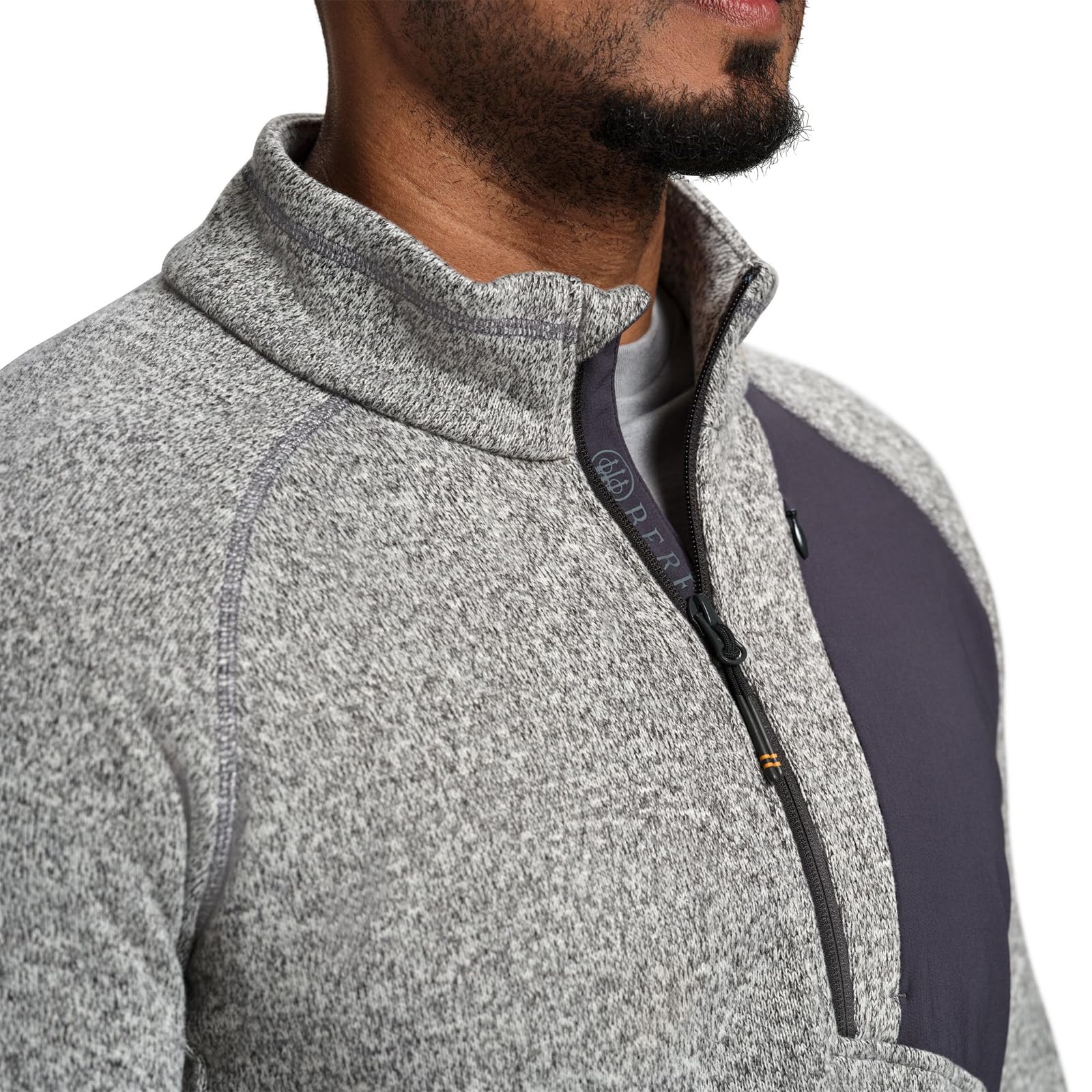 Beretta Abisko back logo emphasizing rugged outdoor styling.