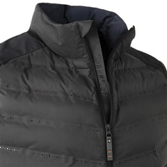 Beretta Bezoar Hybrid Vest zipper close-up emphasizing durable lightweight construction.