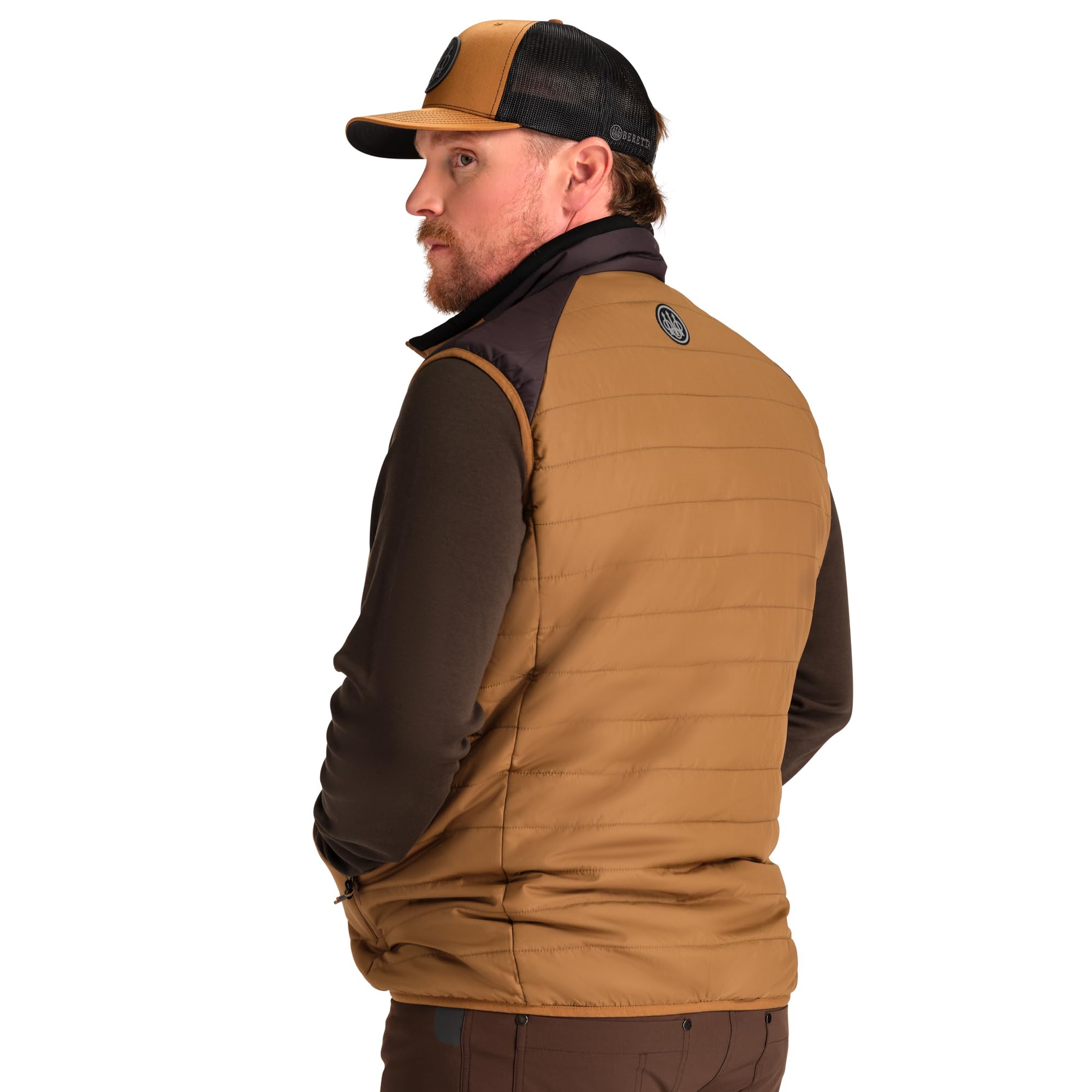 Beretta Divebomb vest ergonomic fit shows cuffed armholes for mobility